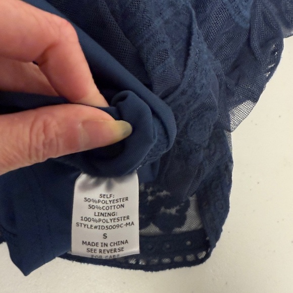 IceBird simple serenity lace maxi dress size small - Picture 13 of 13